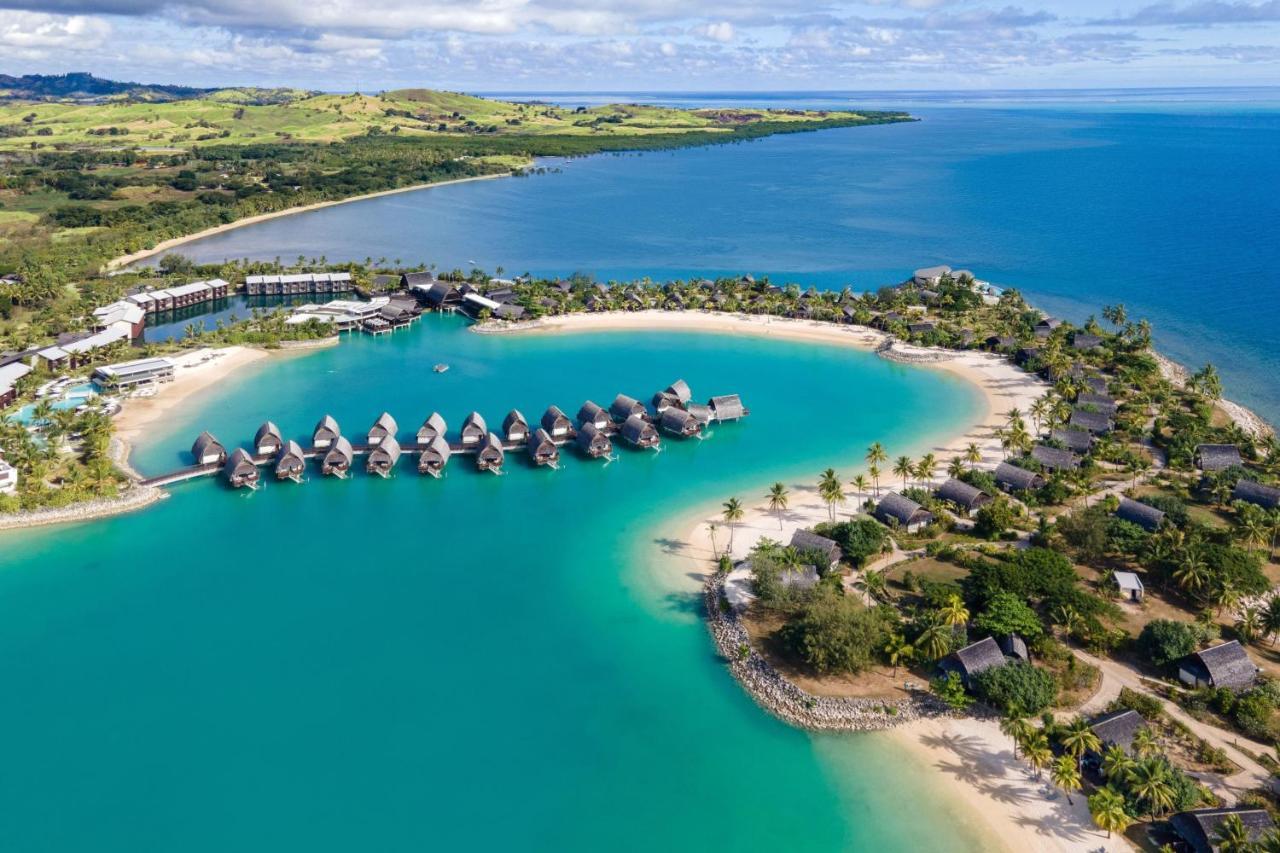 Fiji Marriott Resort Momi Bay Bagian luar foto Aerial view of the resort