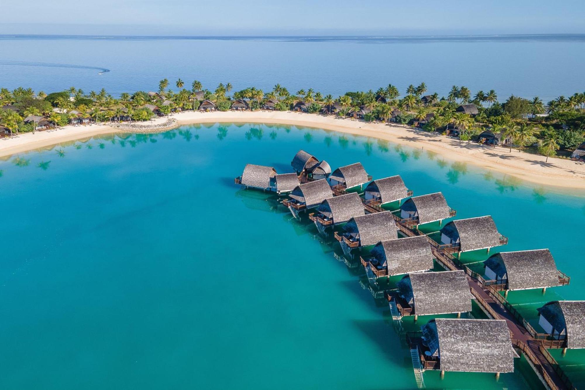 Fiji Marriott Resort Momi Bay Bagian luar foto Aerial view of the resort