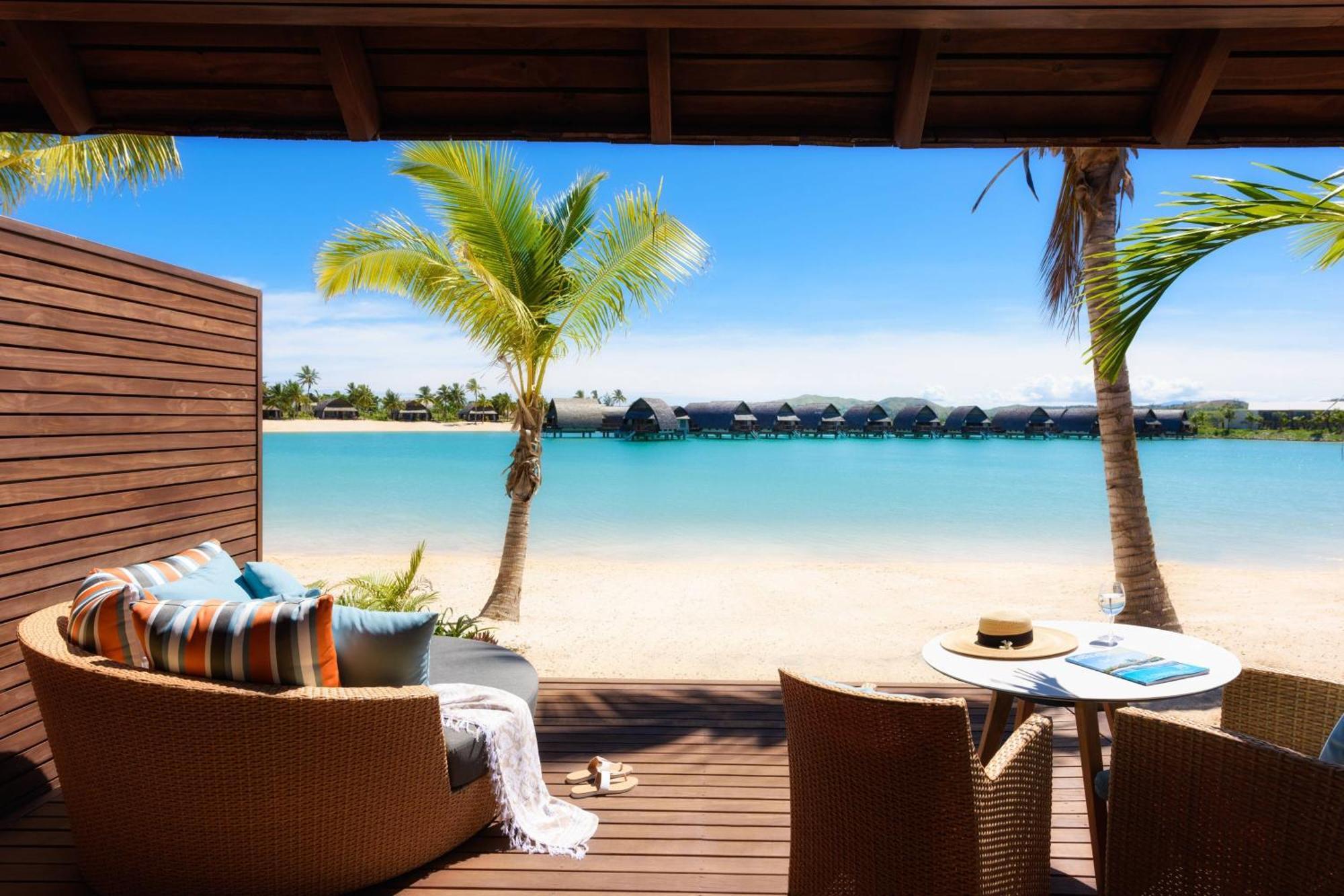 Fiji Marriott Resort Momi Bay Bagian luar foto Beachfront Villa